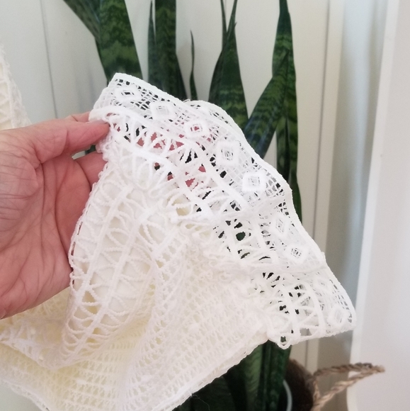 Stunning Off White Fitted Lace Midi Dress - Picture 8 of 12